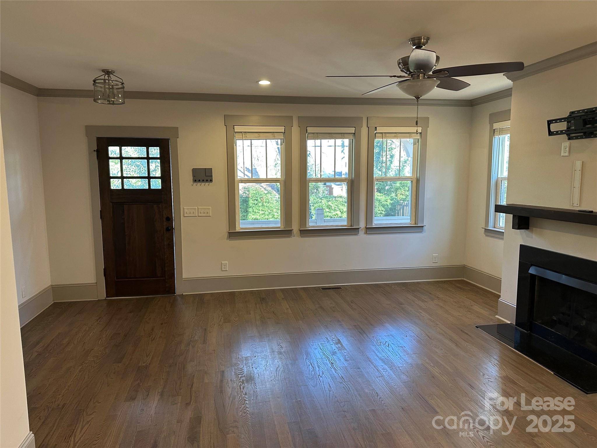 2520 Greenland Avenue