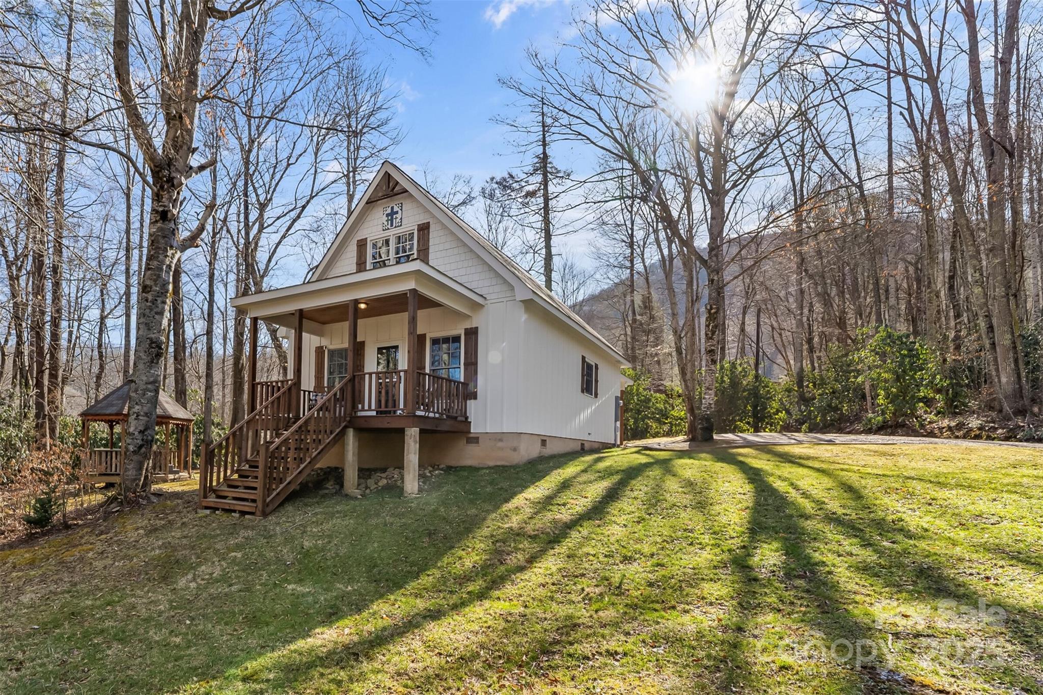 23 Hemlock Springs Road