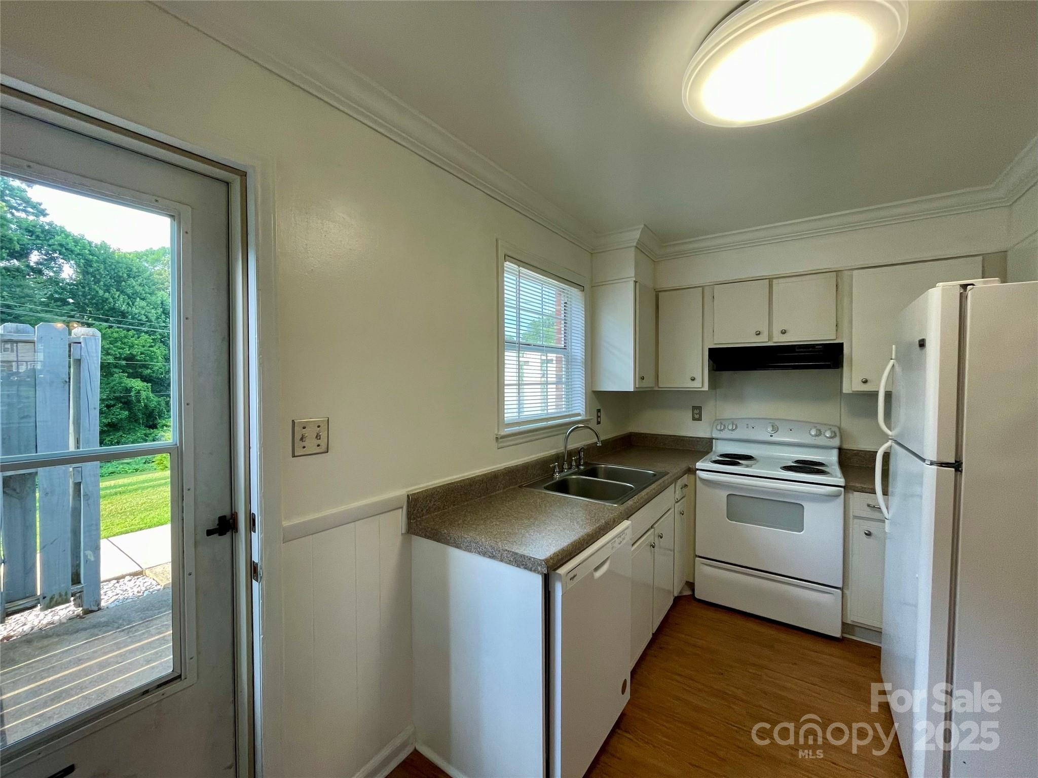 250 Nixon Road 41