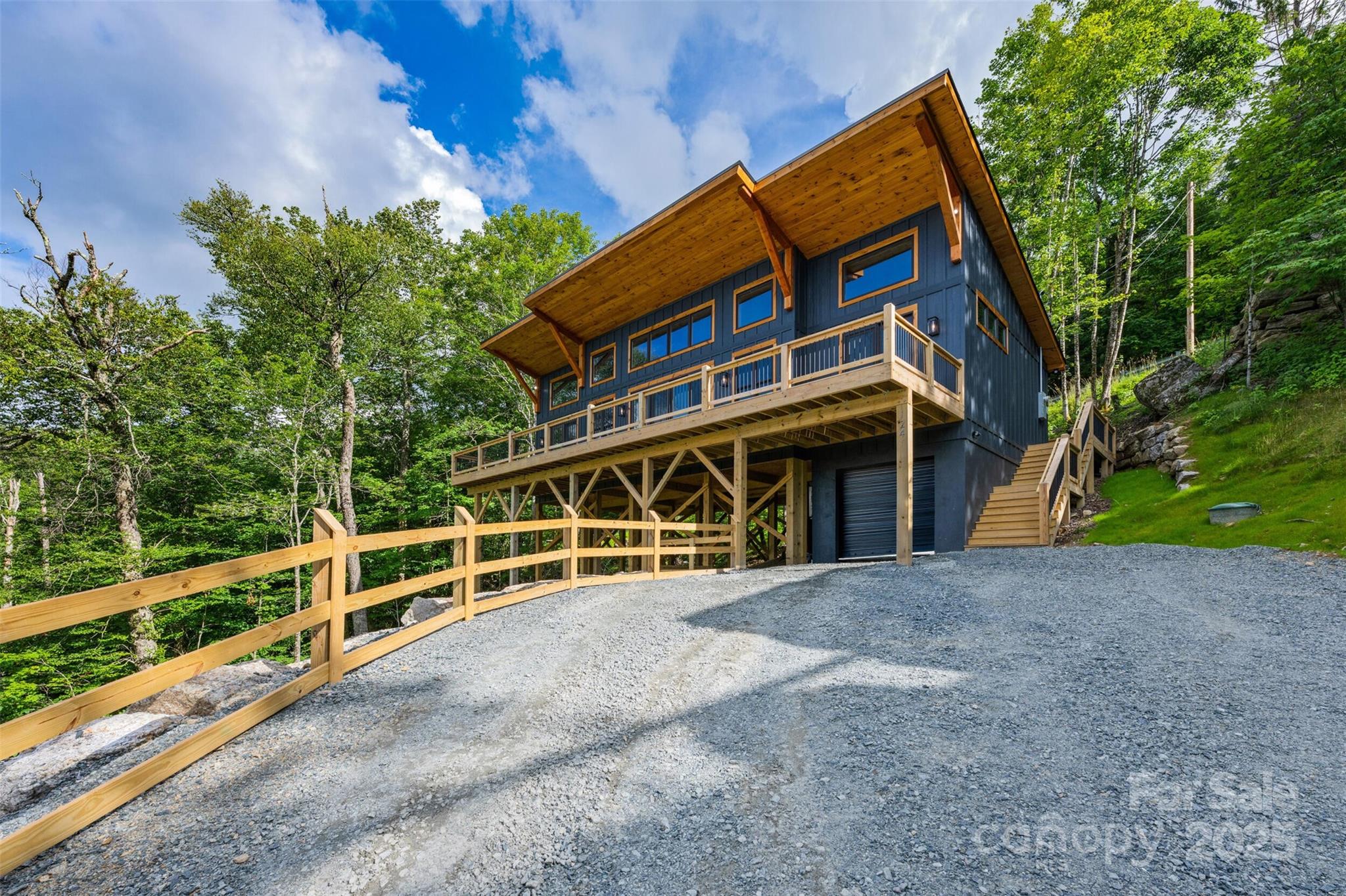 124 Holly Lane