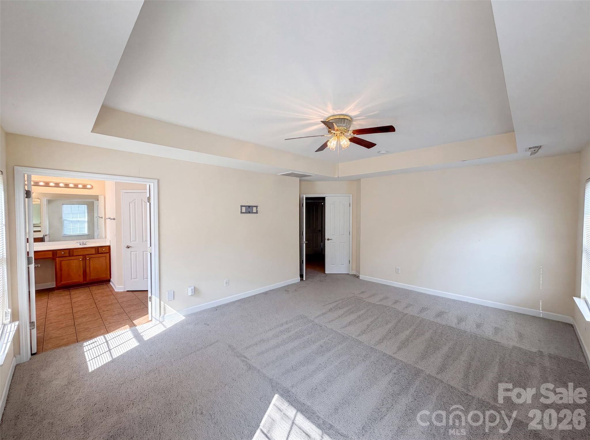 1139 Donelea Lane NW