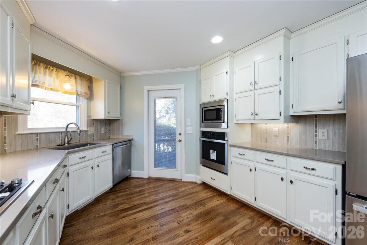 5901 Havencrest Court NW