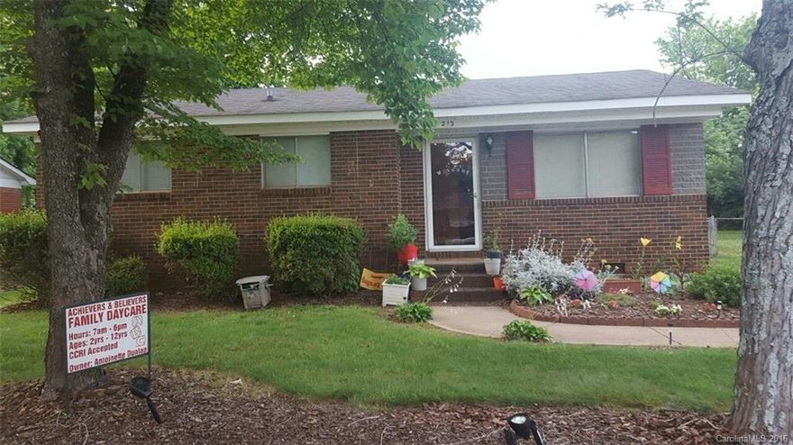 Well-kept 2 bedroom, 1 bath on a quiet street. This home has all the charm that you're looking for. Living room. Large, spacious eat-in kitchen is the heart of this home. This home won't last long. Home sold as is Where is.