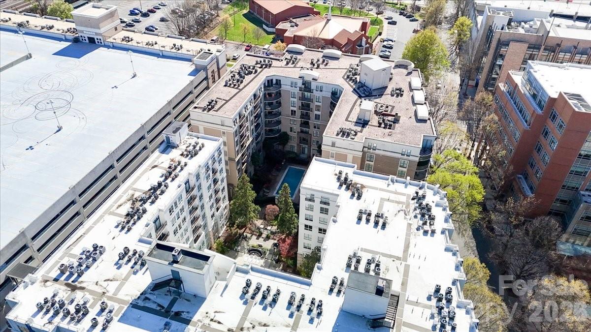 Gateway Plaza - Residential