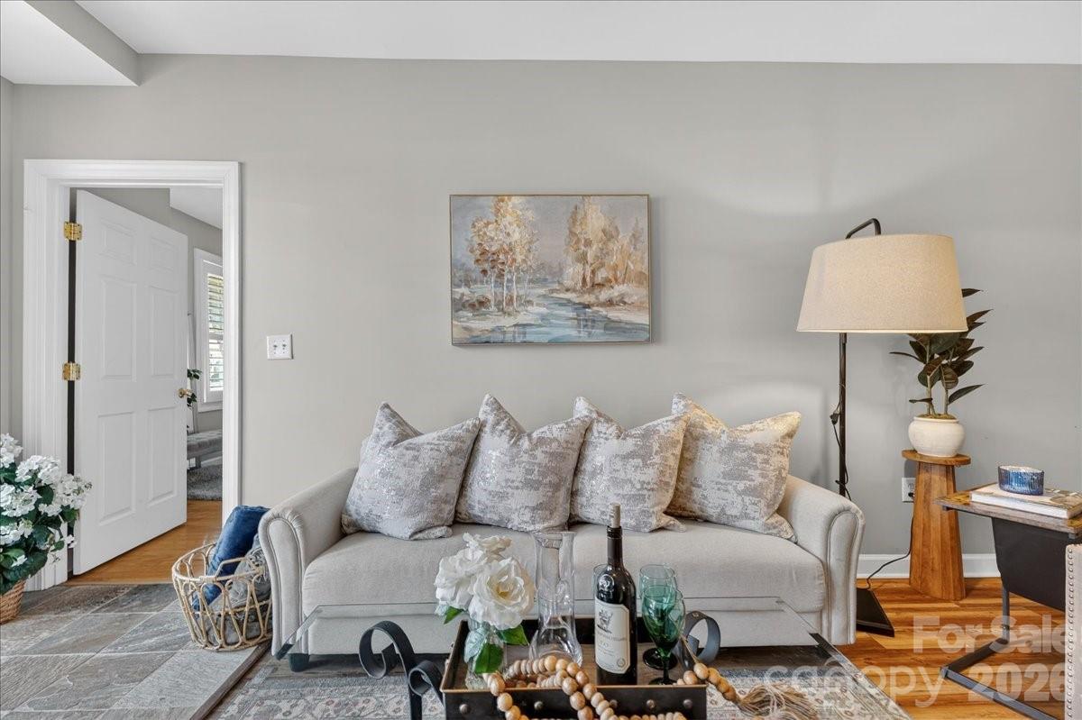 Gateway Plaza - Residential