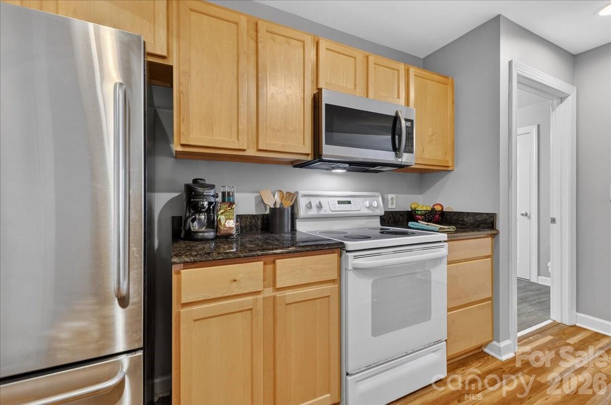 Gateway Plaza - Residential