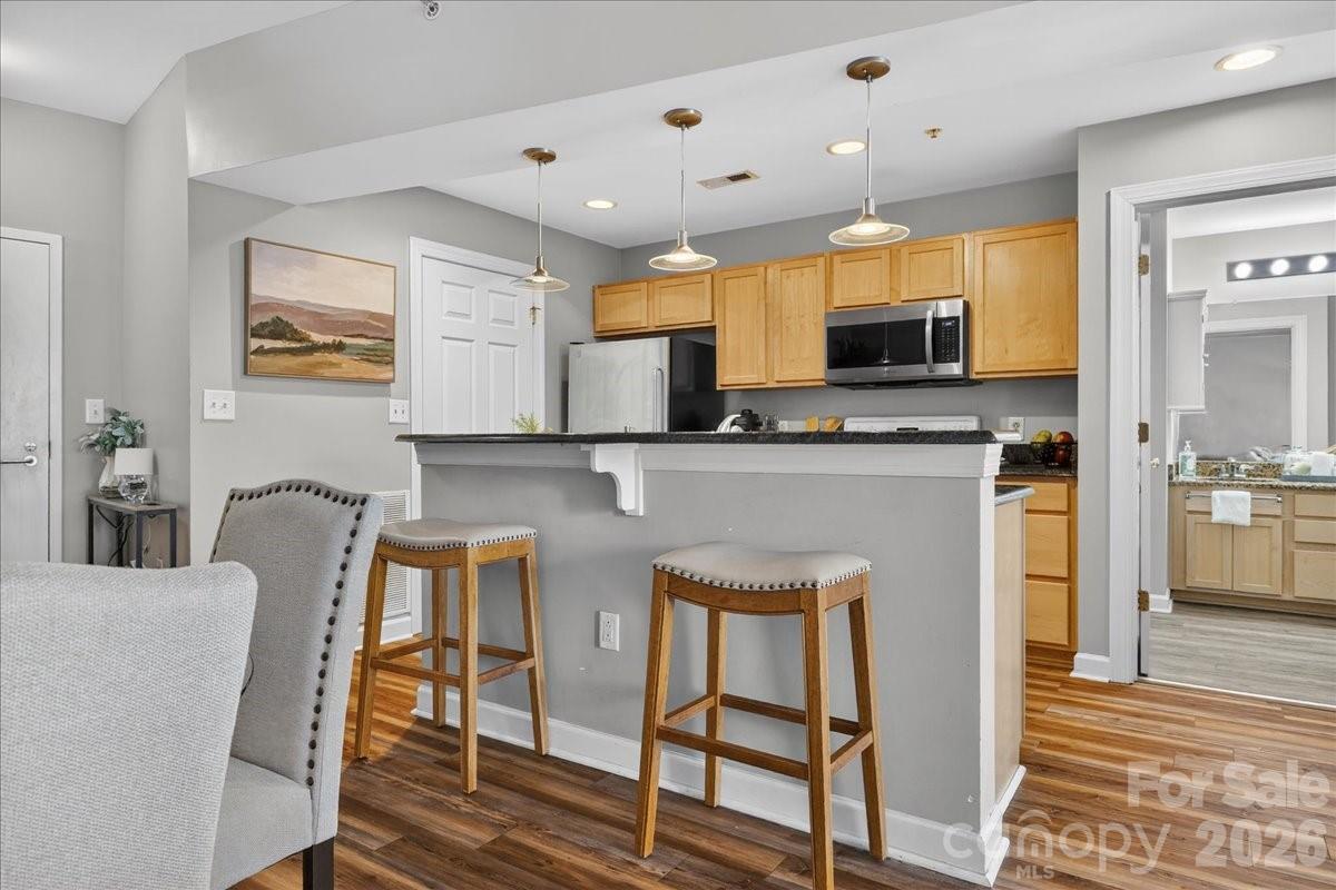 Gateway Plaza - Residential