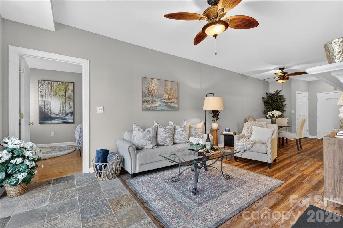 Gateway Plaza - Residential