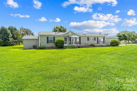 Photo of 208 Red Birch Court, Hendersonville, NC 28739 (MLS # 4412224)