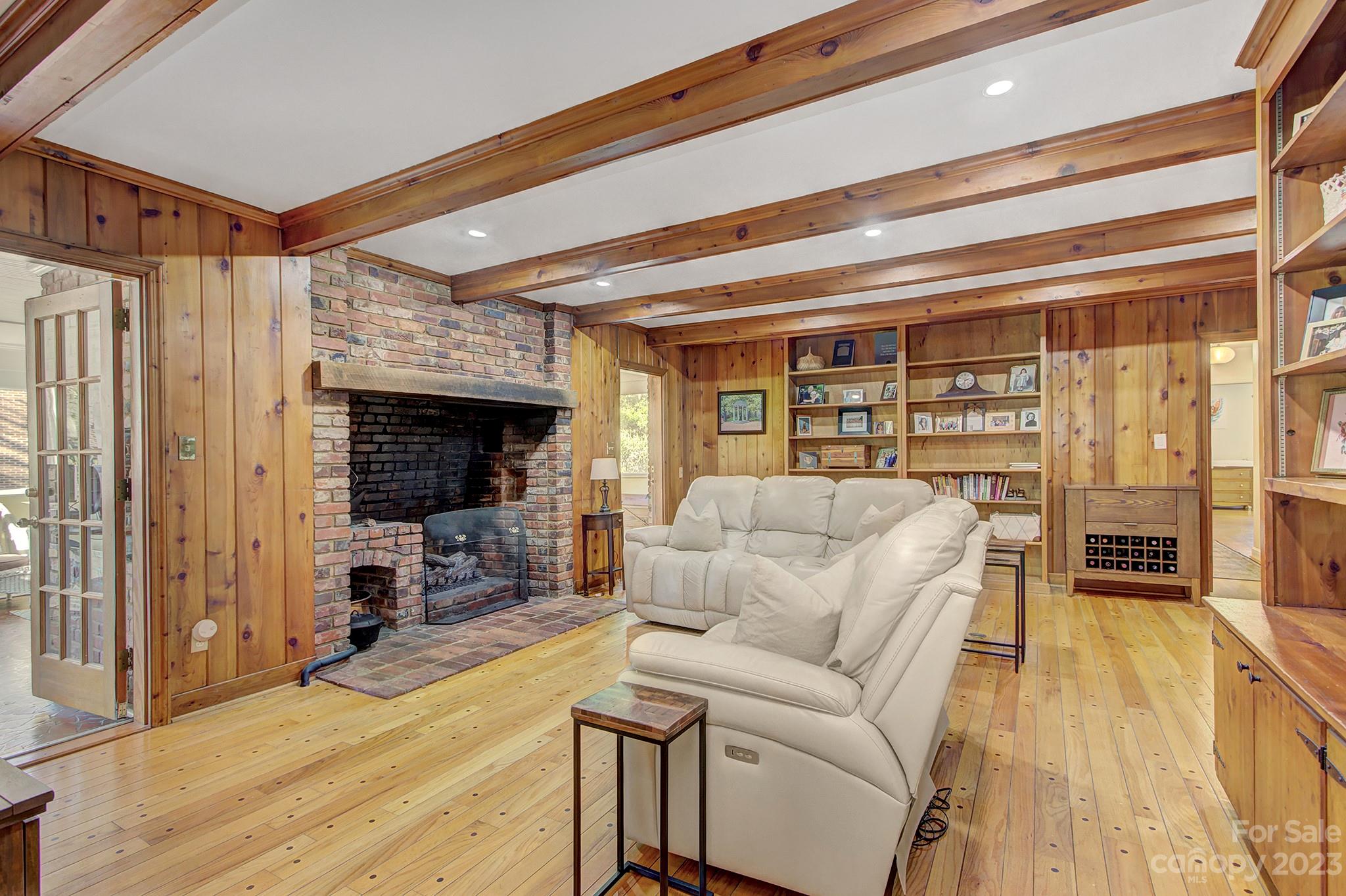 Foxglove - Residential