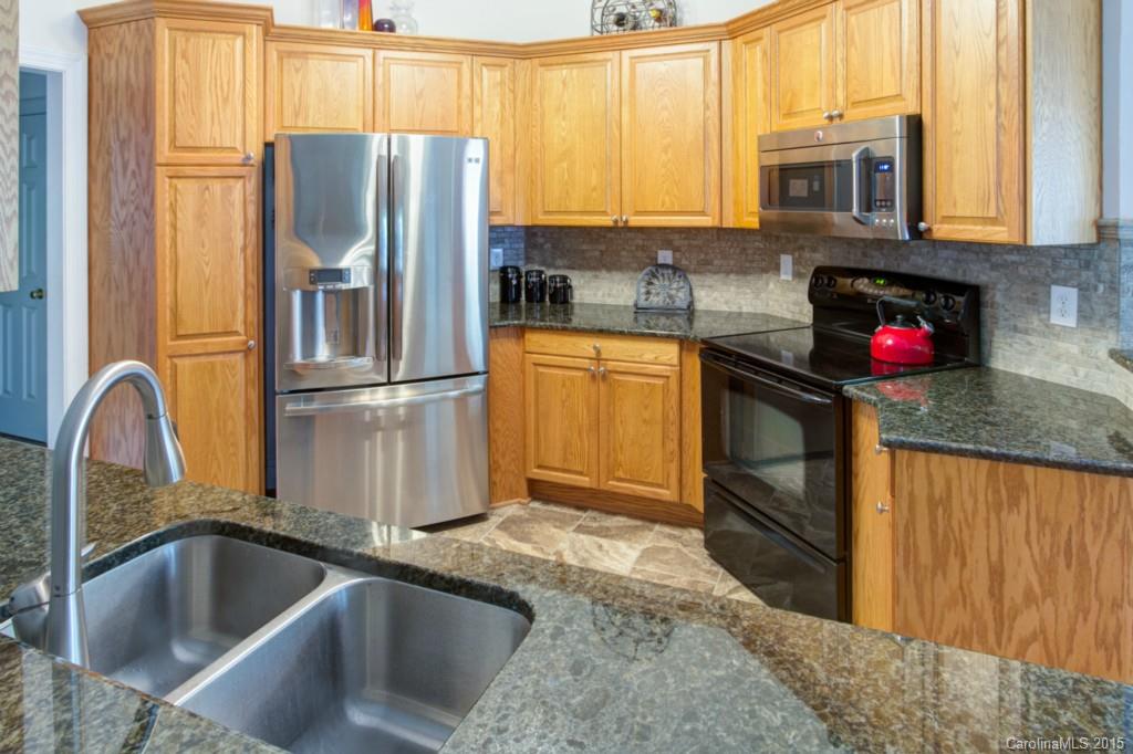 Hunters Pointe - Residential