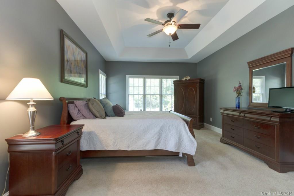 Hunters Pointe - Residential