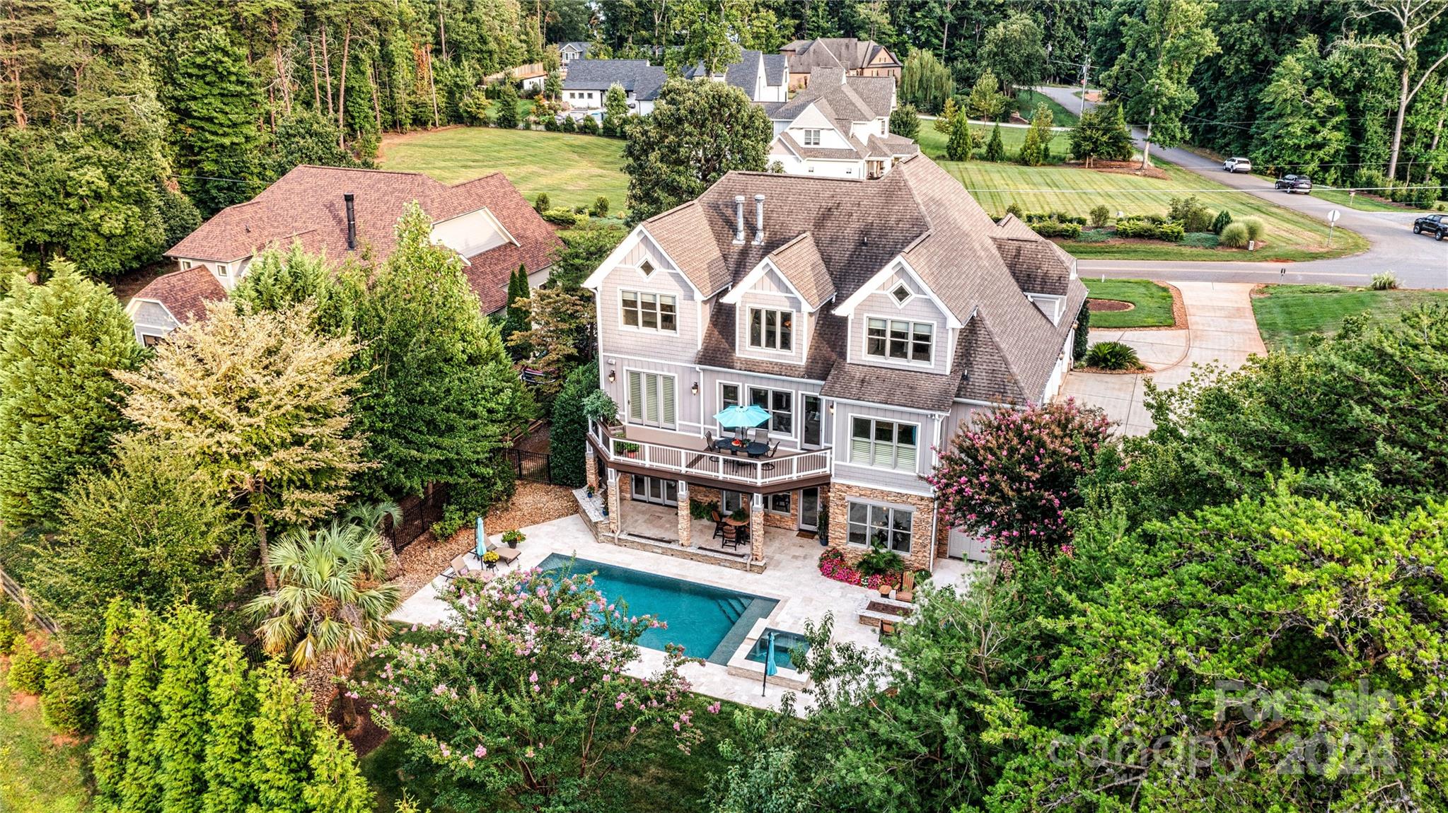 Tuskarora Point - Residential