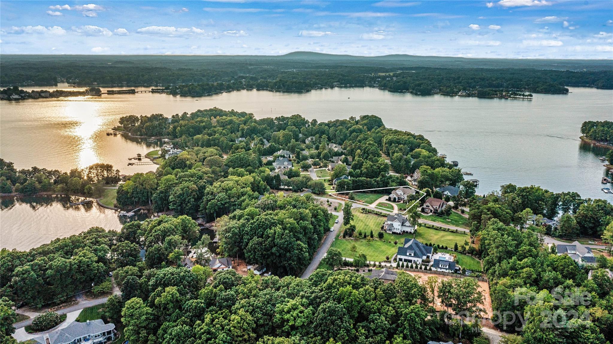 Tuskarora Point - Residential