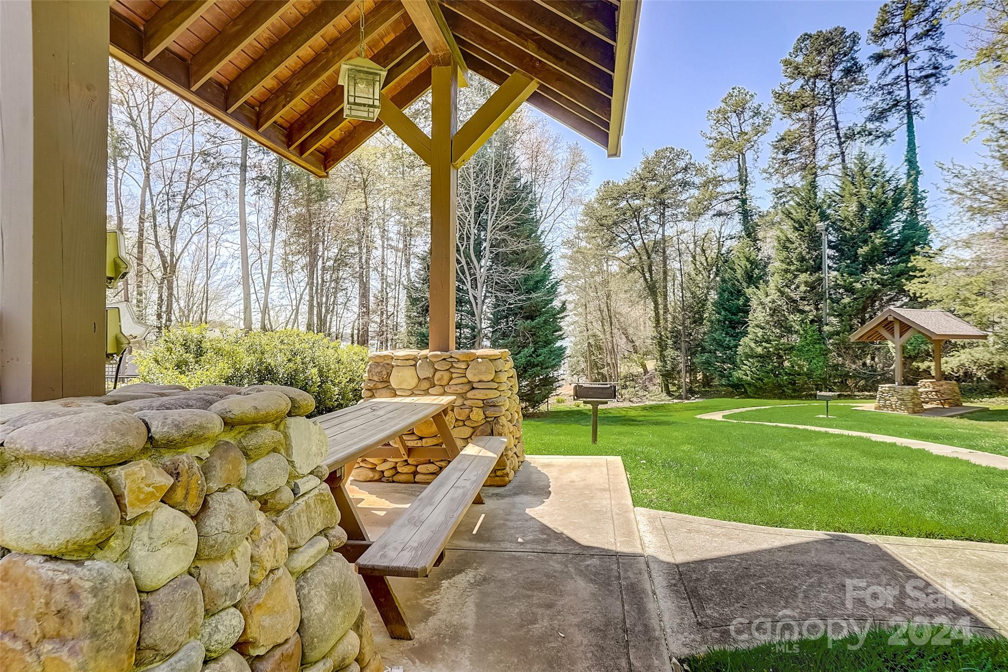 Tuskarora Point - Residential