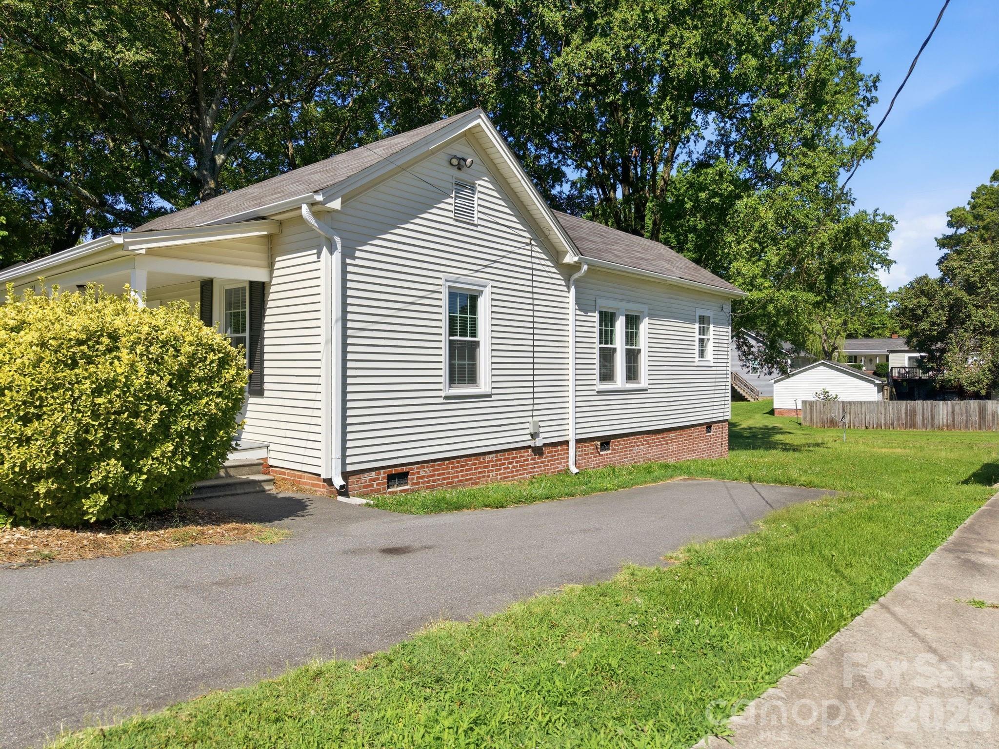 306 York Avenue