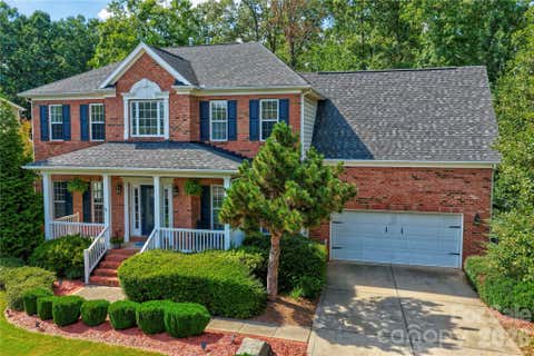 Photo of 10823 Persimmon Creek Drive, Charlotte, NC 28227 (MLS # 4413690)