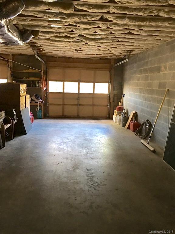 Laurel Pointe - Residential