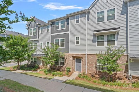 4008 Yucca Alley Charlotte NC 28217