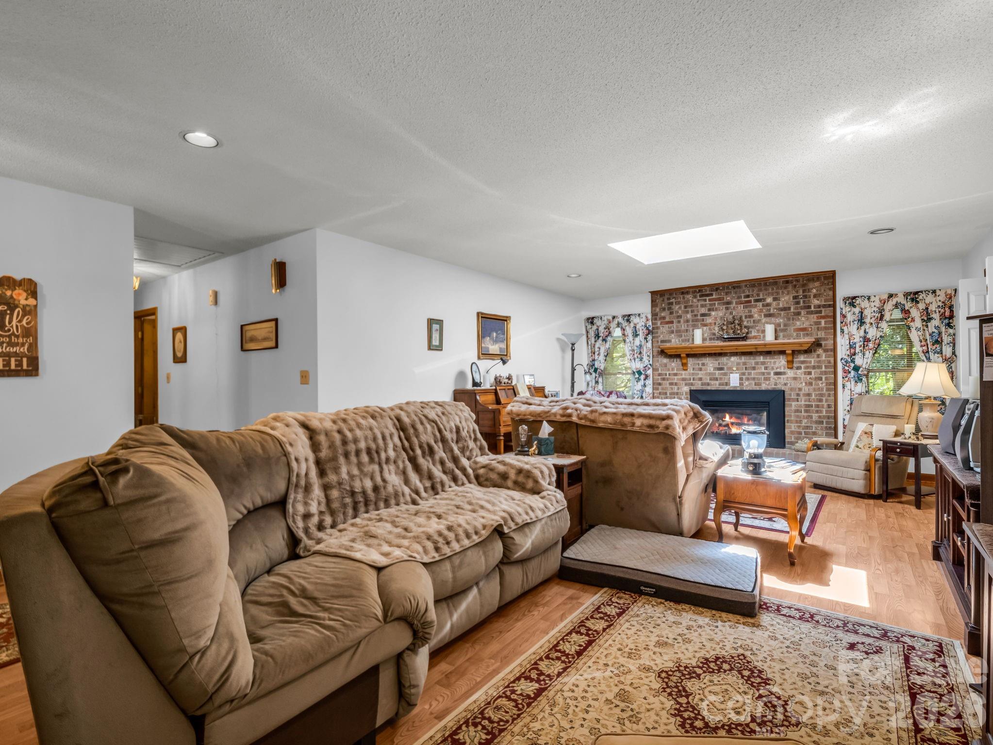 Meadowbrook Farms - Residential