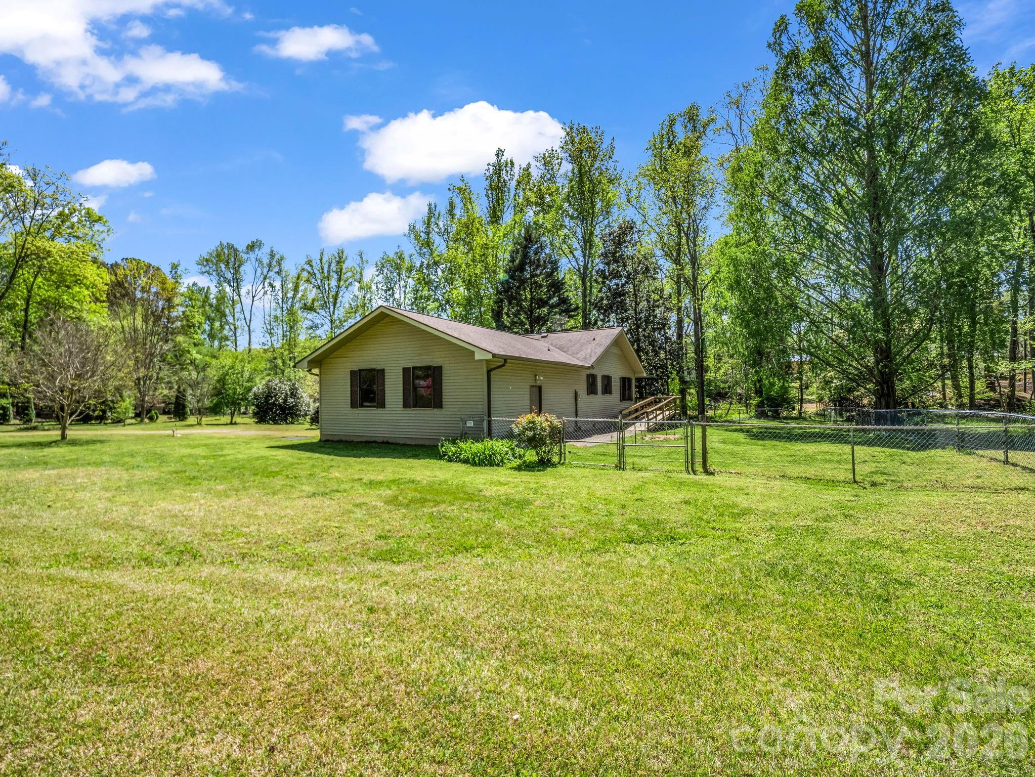 Meadowbrook Farms - Residential