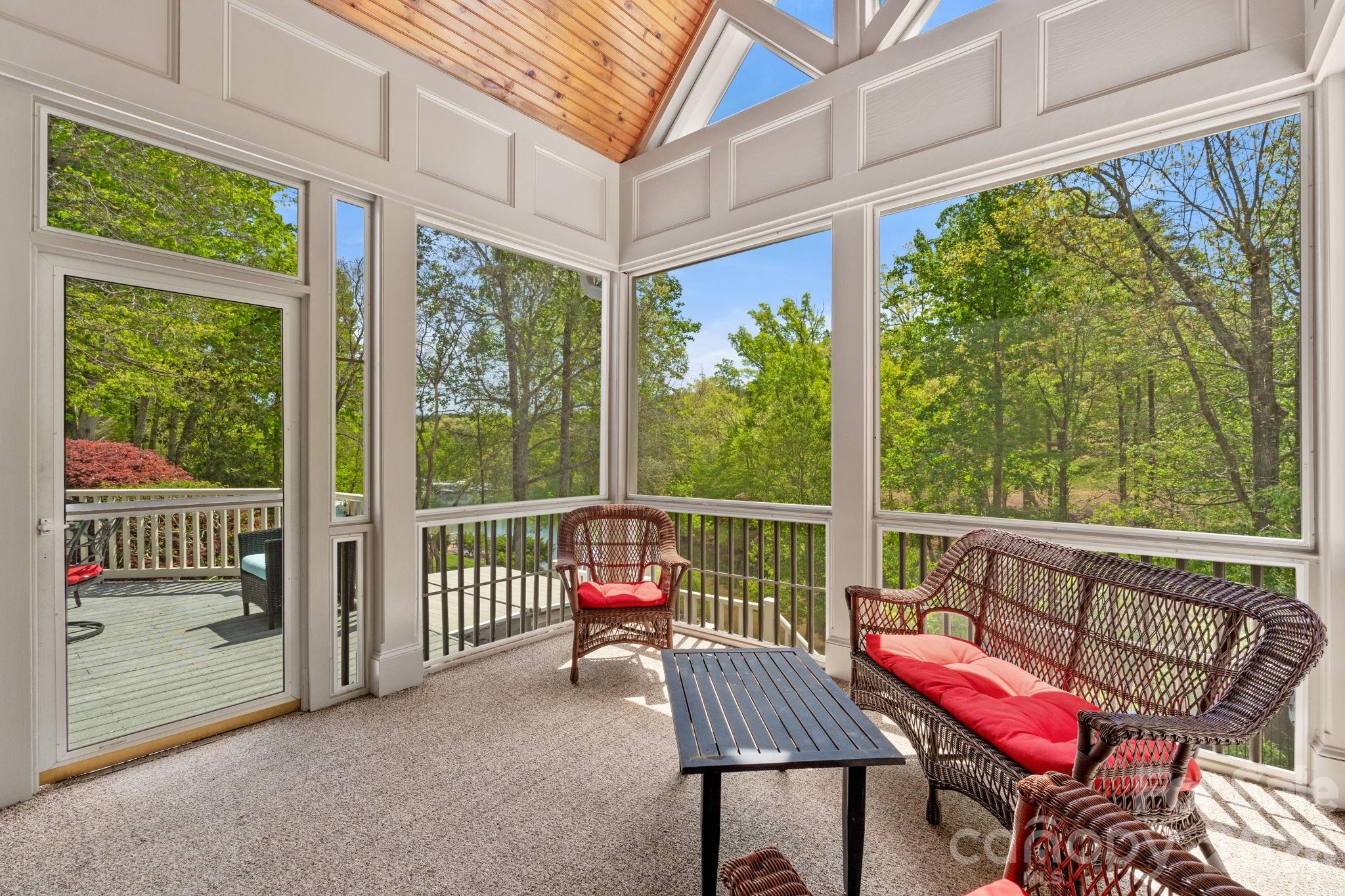 Stoney Pointe - Residential