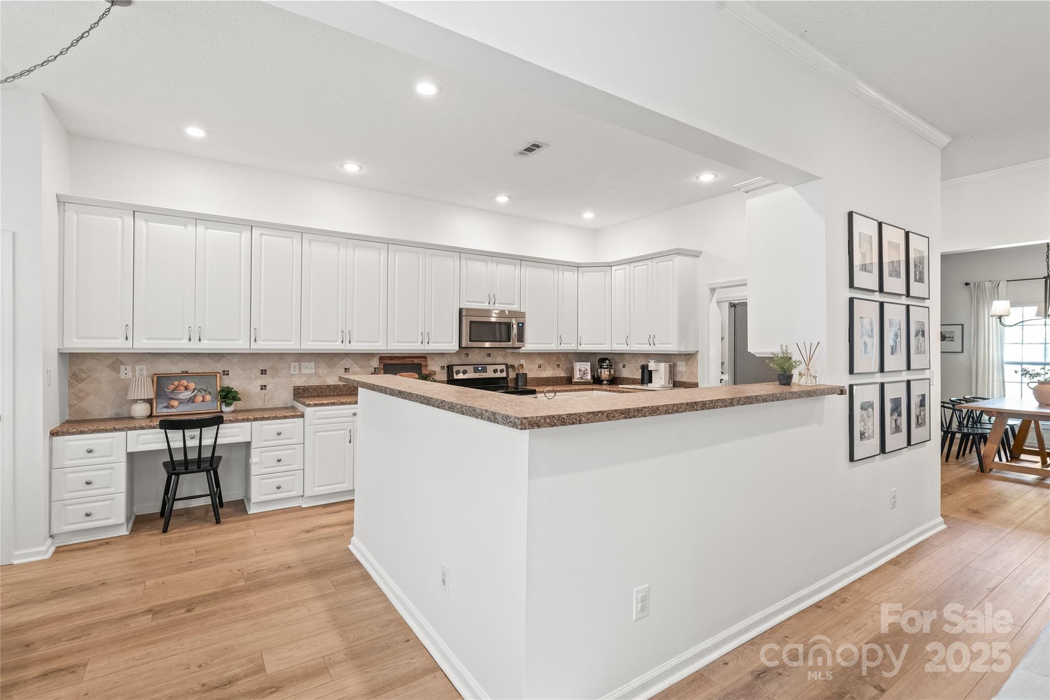 Knightsbridge - Residential