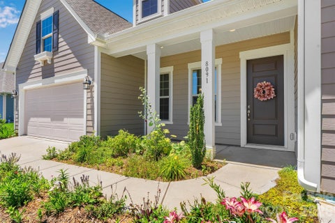 Photo of 8091 Woodline Lane, Denver, NC 28037 (MLS # 4388004)