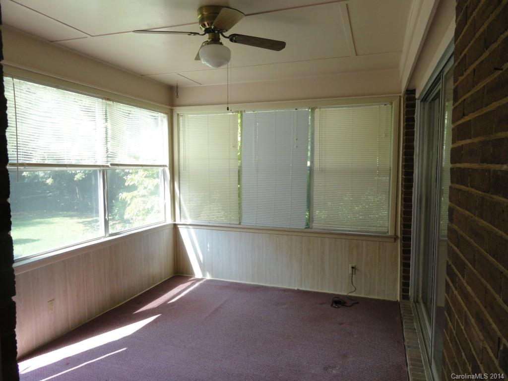 Lansdowne - Residential