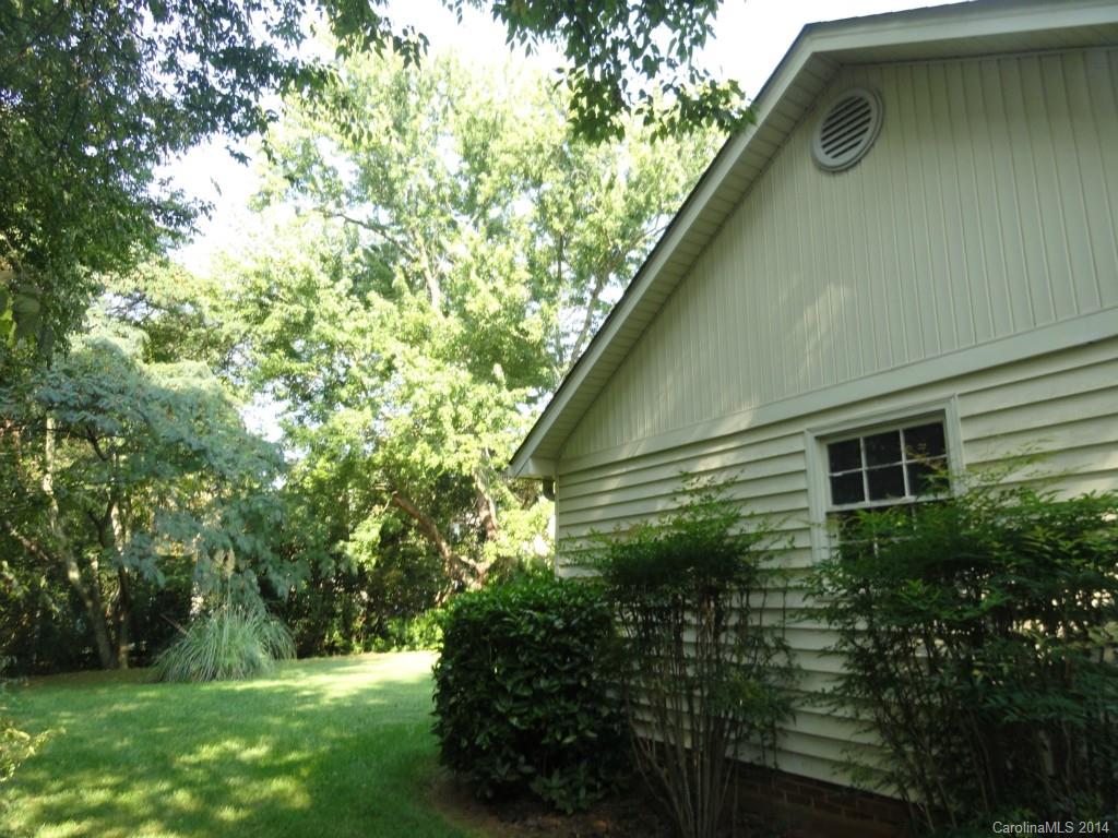 Lansdowne - Residential