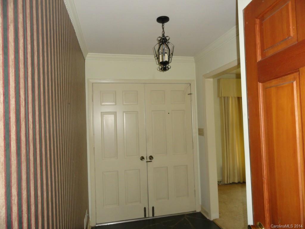 Lansdowne - Residential