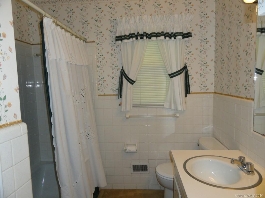 Lansdowne - Residential