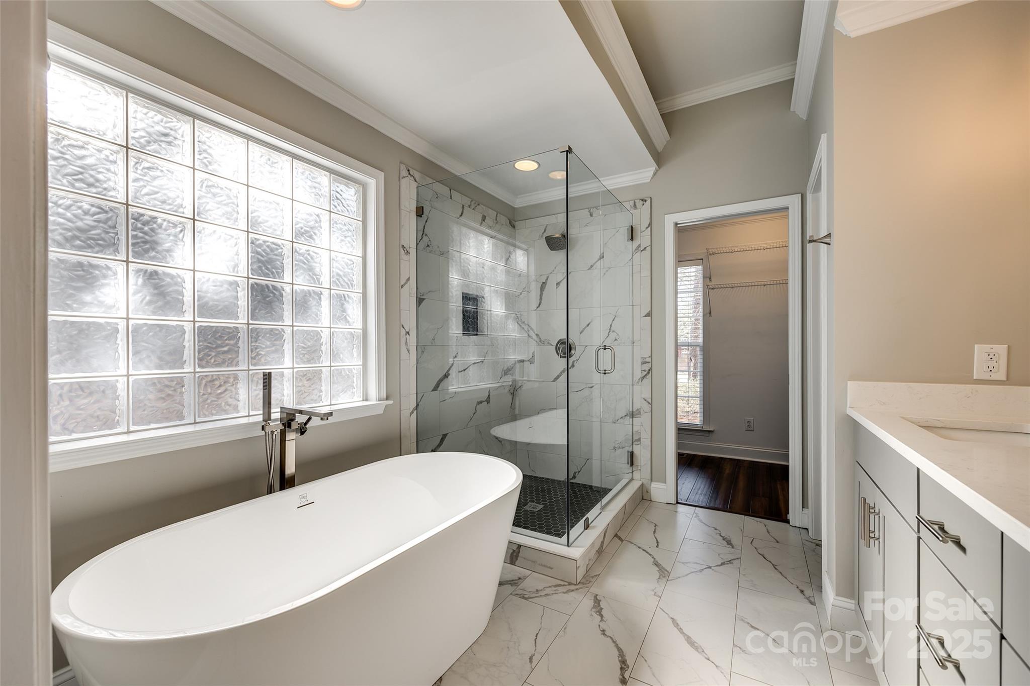 Friendfield - Residential