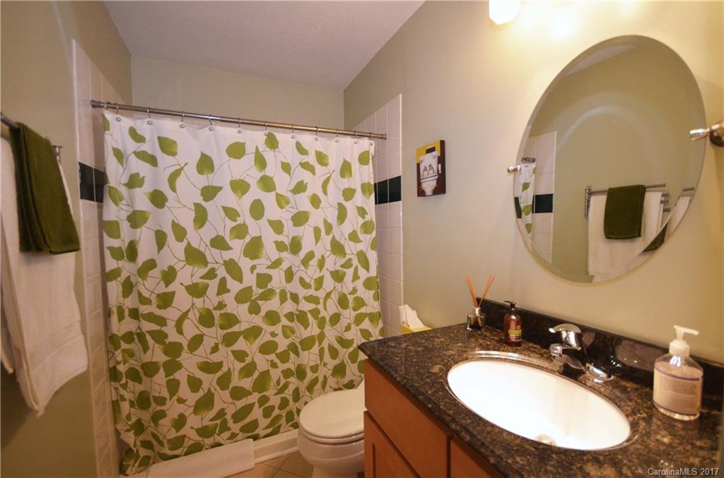 Royal Pines - Residential