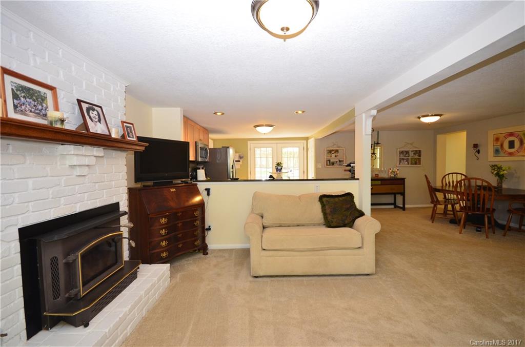 Royal Pines - Residential