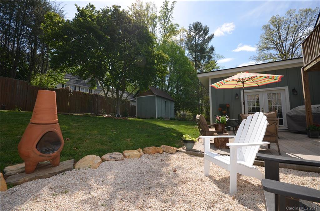 Royal Pines - Residential