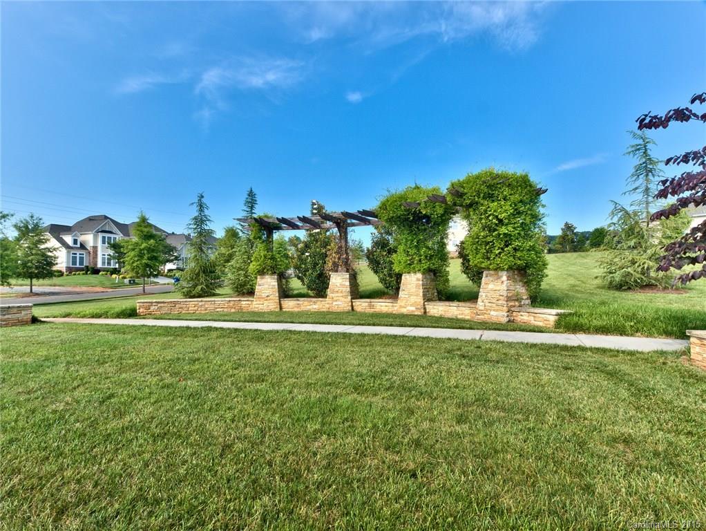 The Vineyards on Lake Wylie - Residential