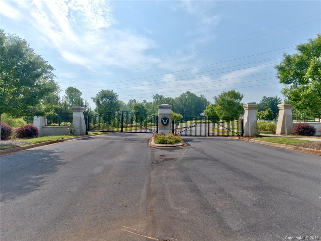 The Vineyards on Lake Wylie - Residential