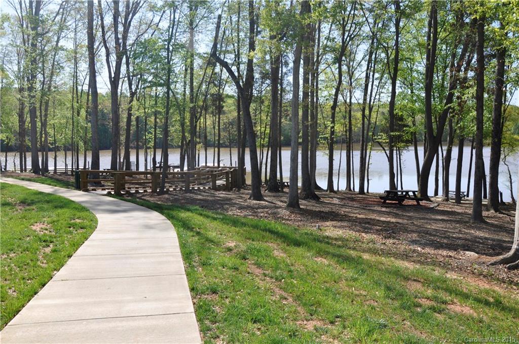 The Vineyards on Lake Wylie - Residential