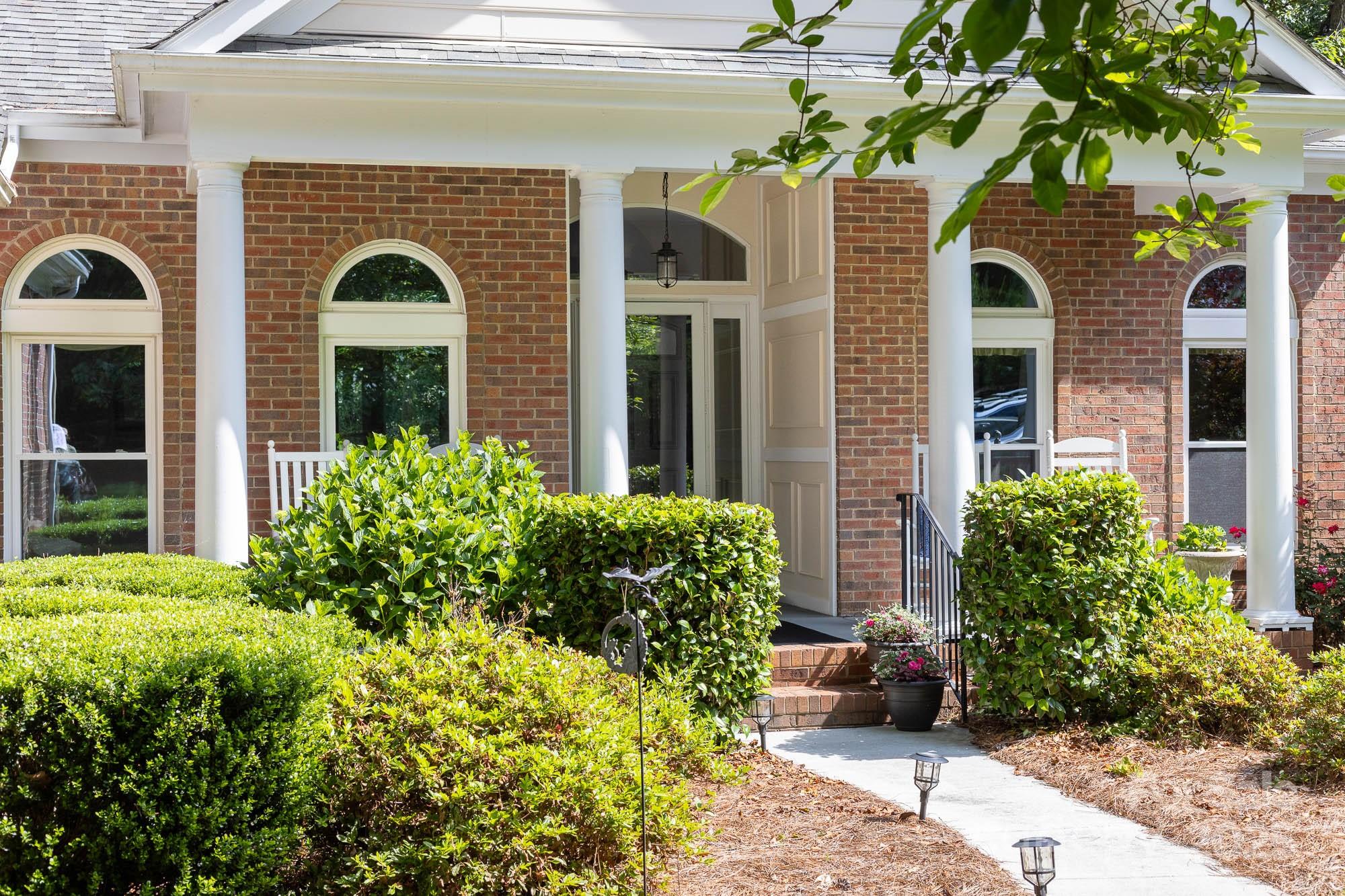 122 Waterford Drive