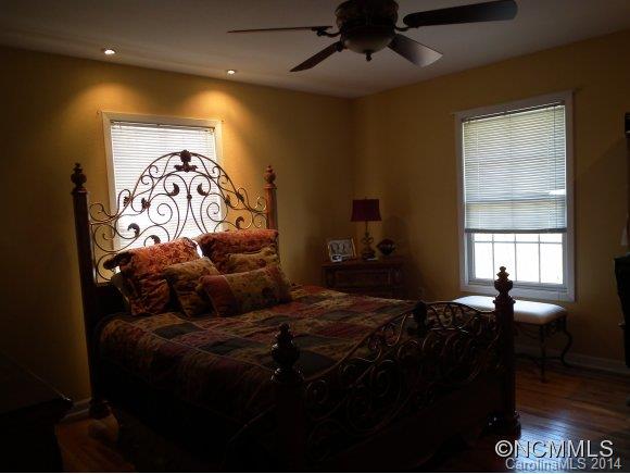 Sourwood Ridge - Residential