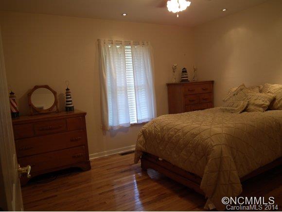 Sourwood Ridge - Residential