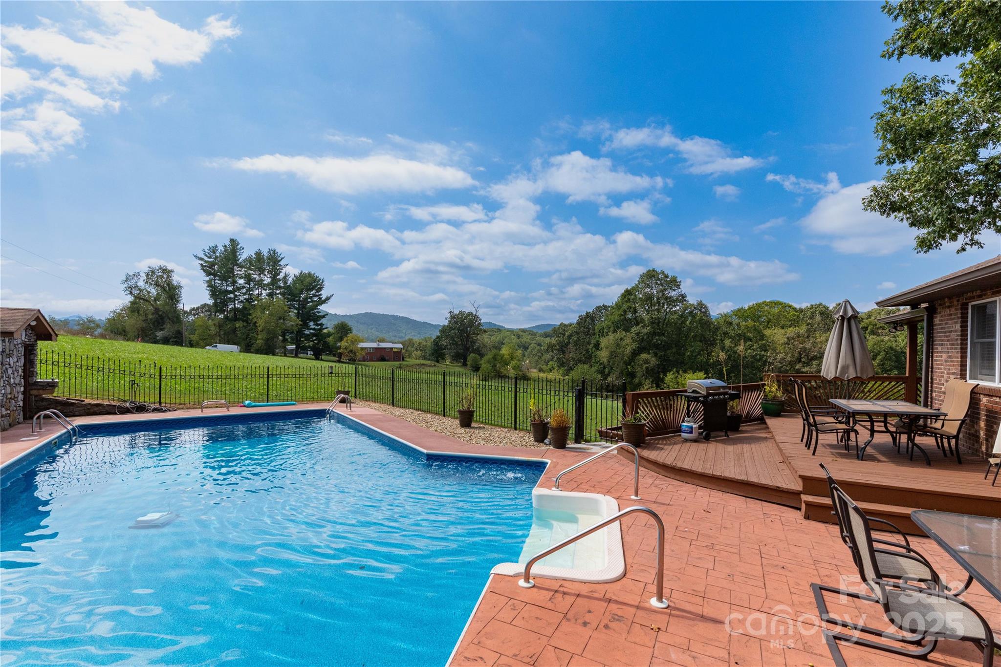 35 Heatherly Drive