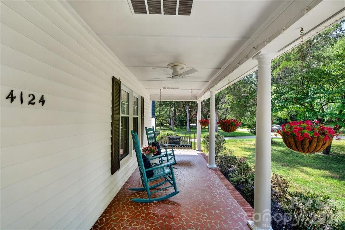 4124 Bridgewood Lane