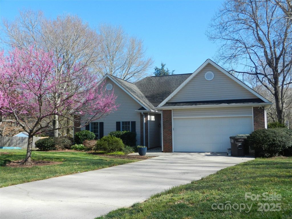 listing image 0
