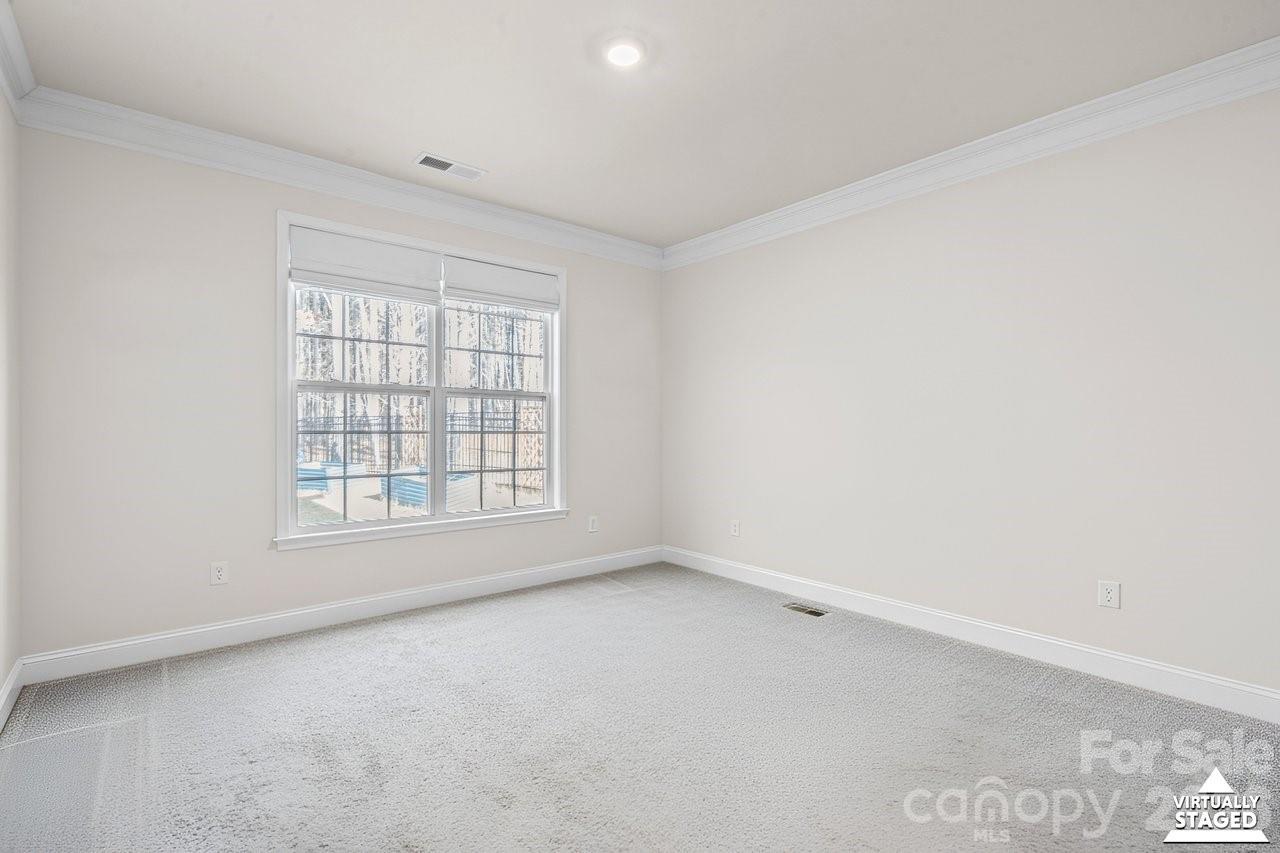 Falls Cove At Lake Norman - Residential