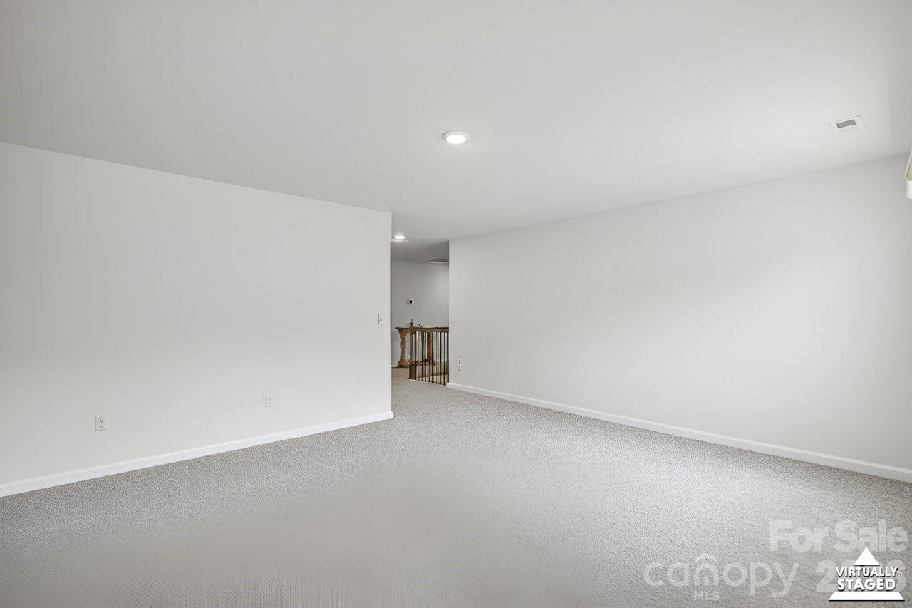 Falls Cove At Lake Norman - Residential