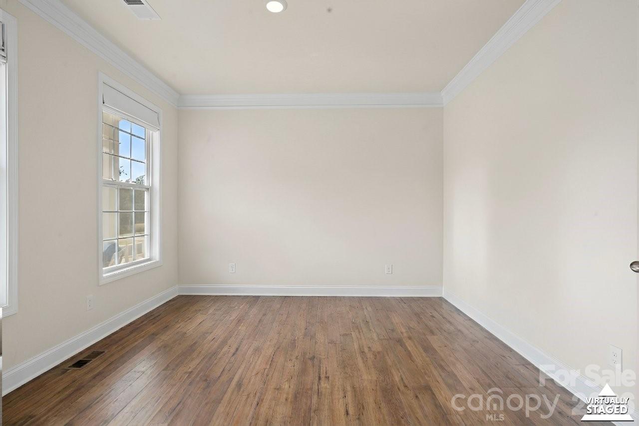 Falls Cove At Lake Norman - Residential