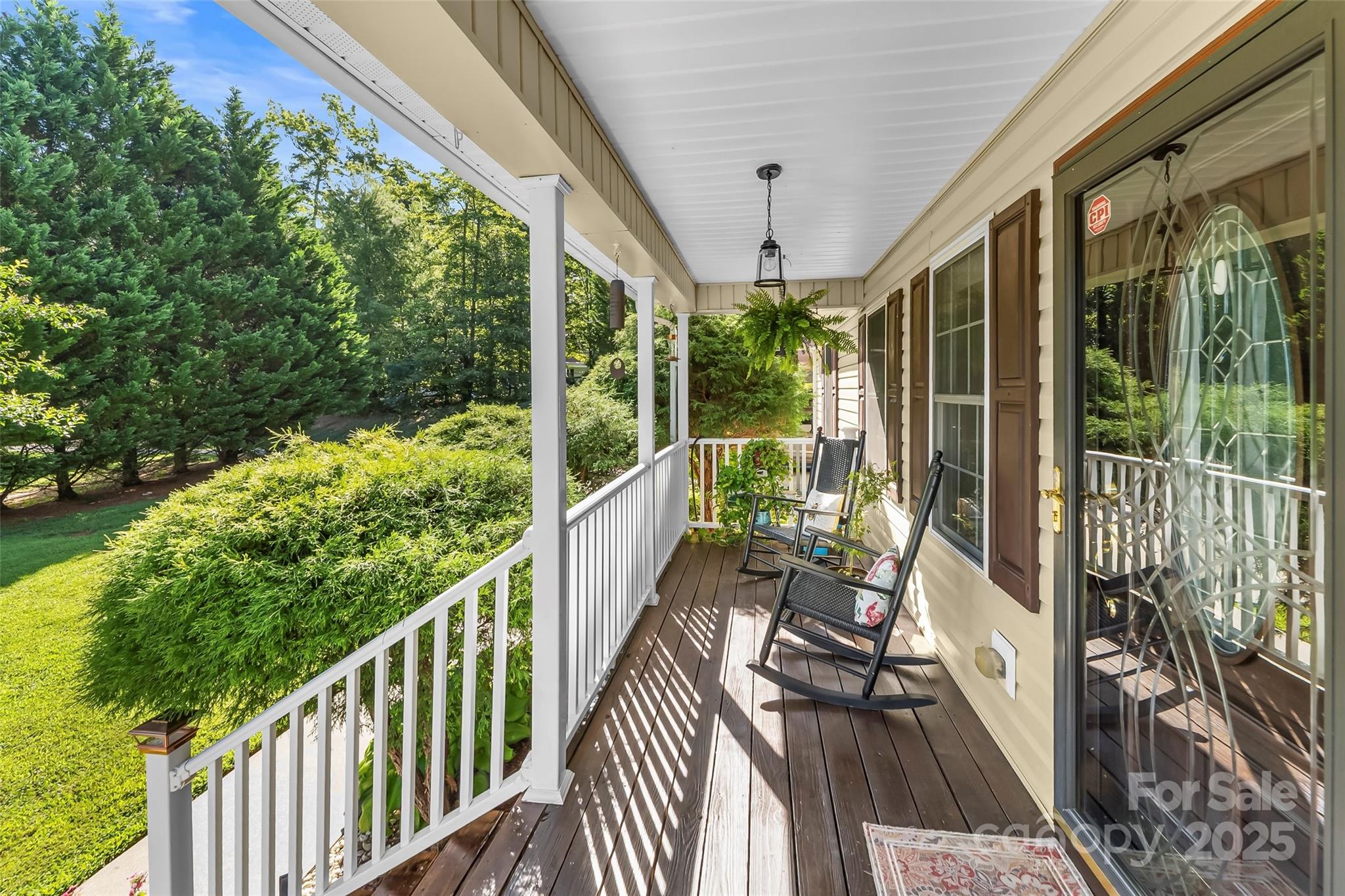 2807 Hollybrook Lane
