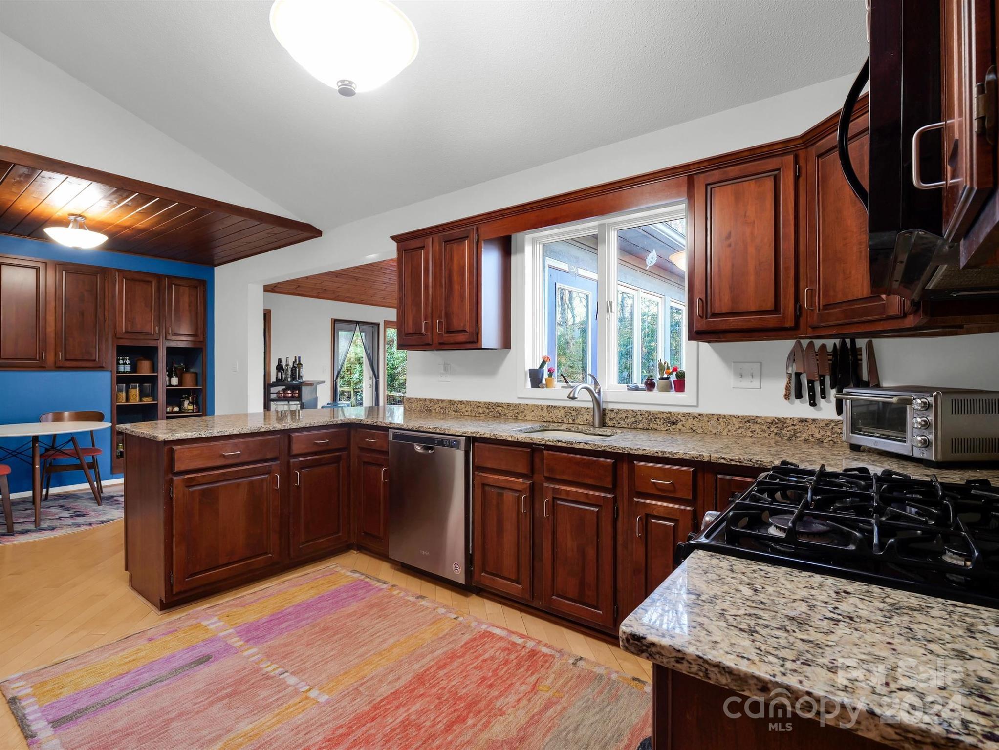 Connestee Falls - Residential